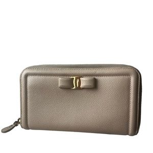 EUC Chloe Long Wallet